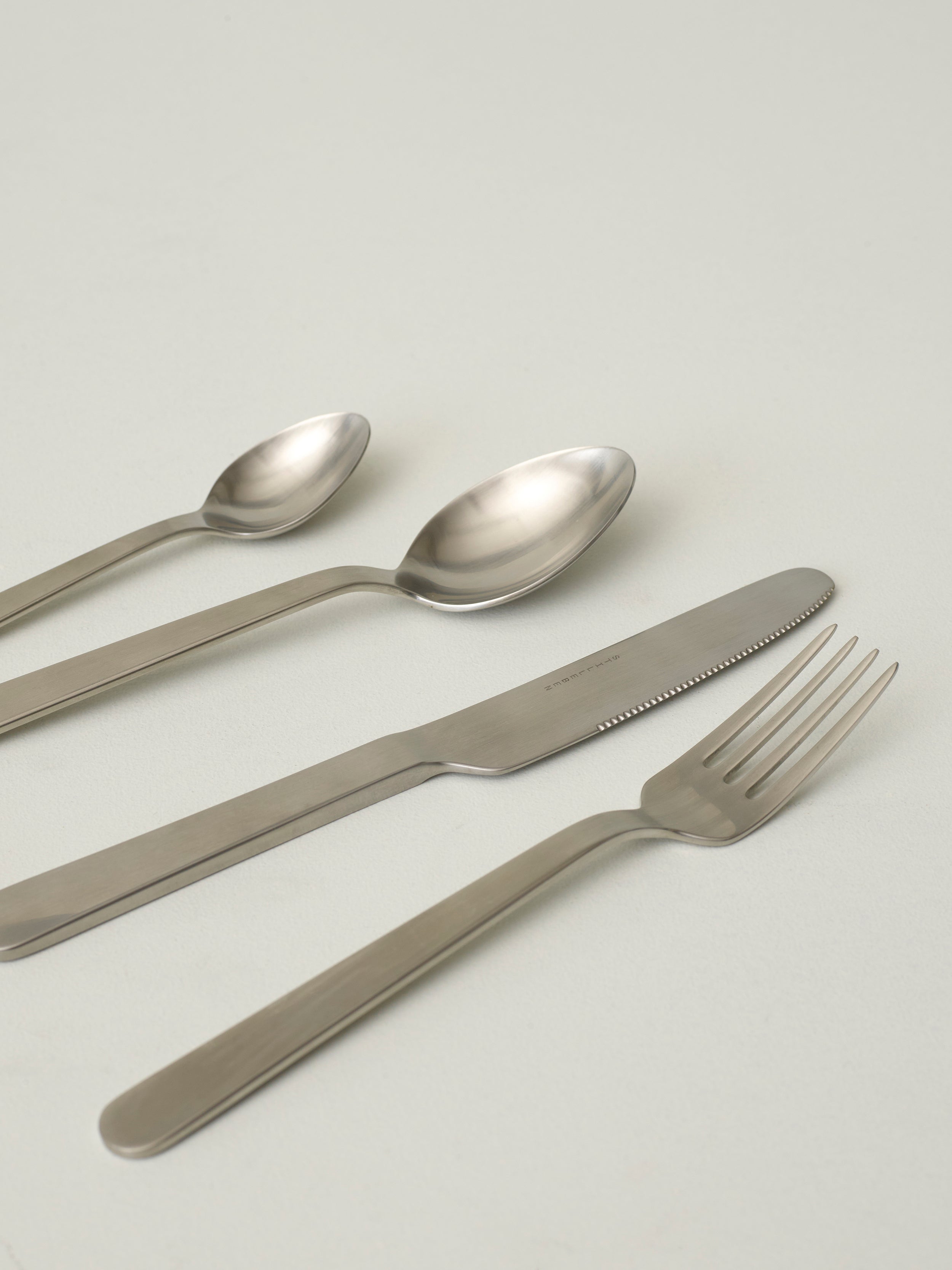 Alma Cutlery Set Matte Finish – Stilleben