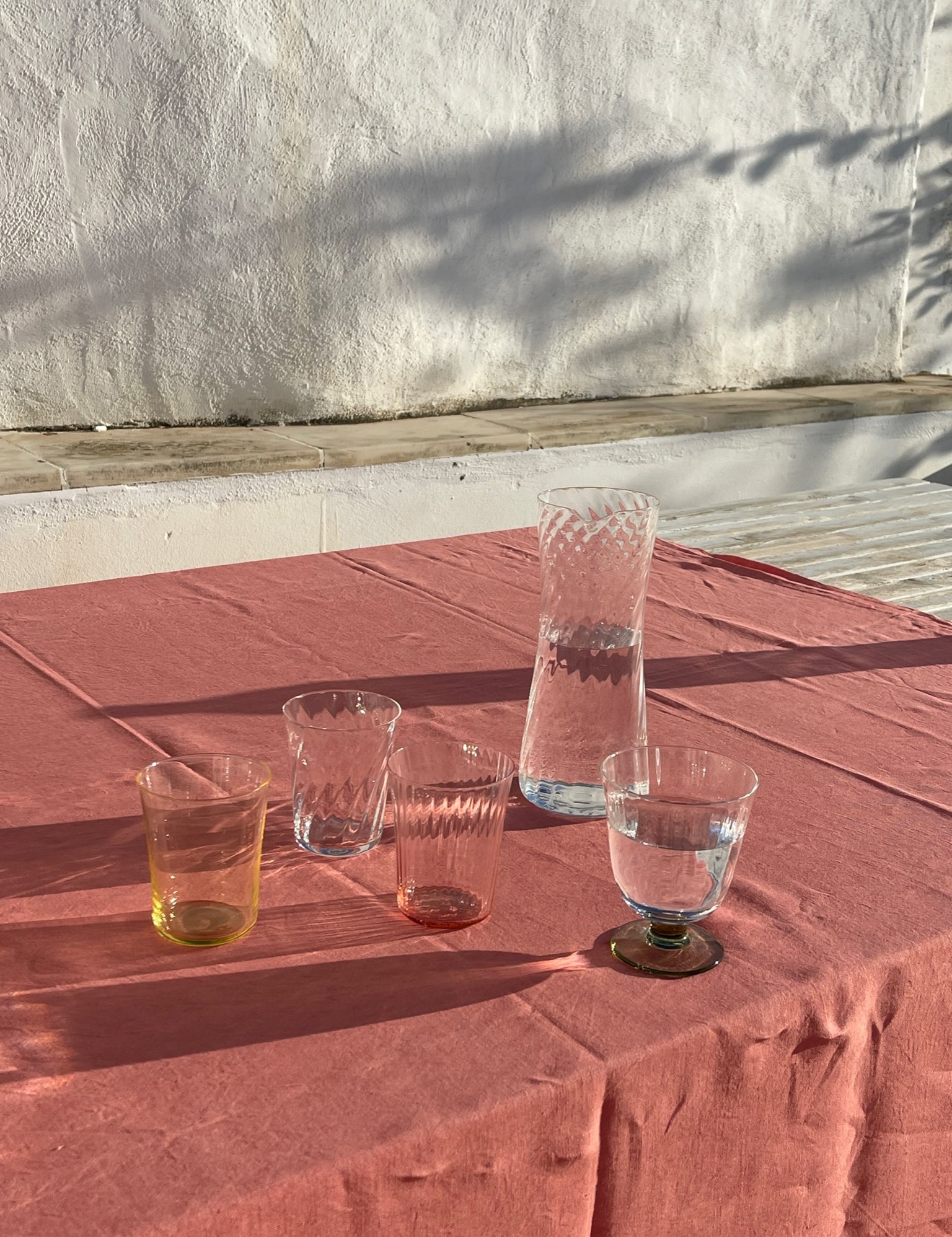 Stilleben Concave Glass - Box of 2⼁Swirl Glass Clear