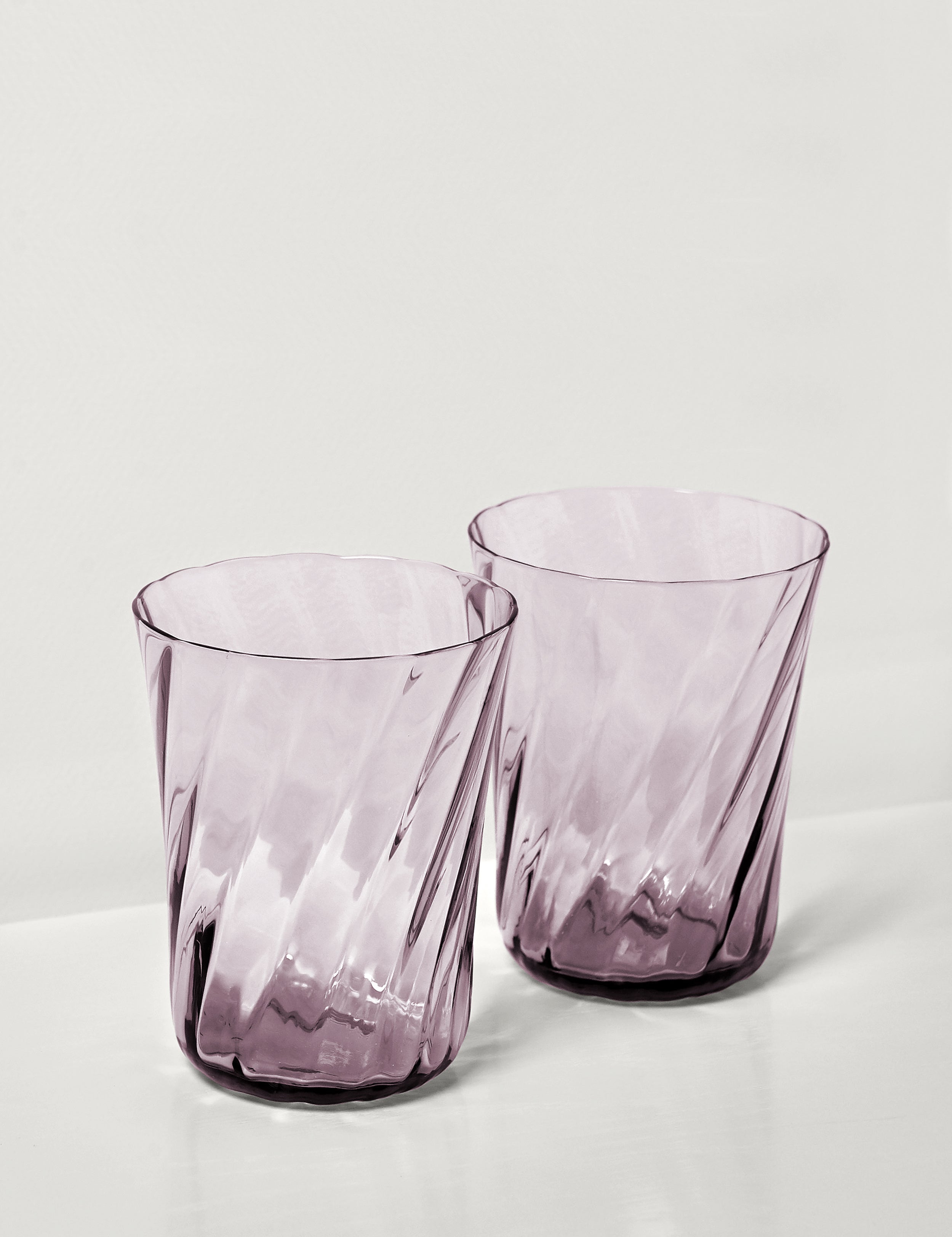 Stilleben Concave Glass - Box of 2⼁Swirl Glass Lilac