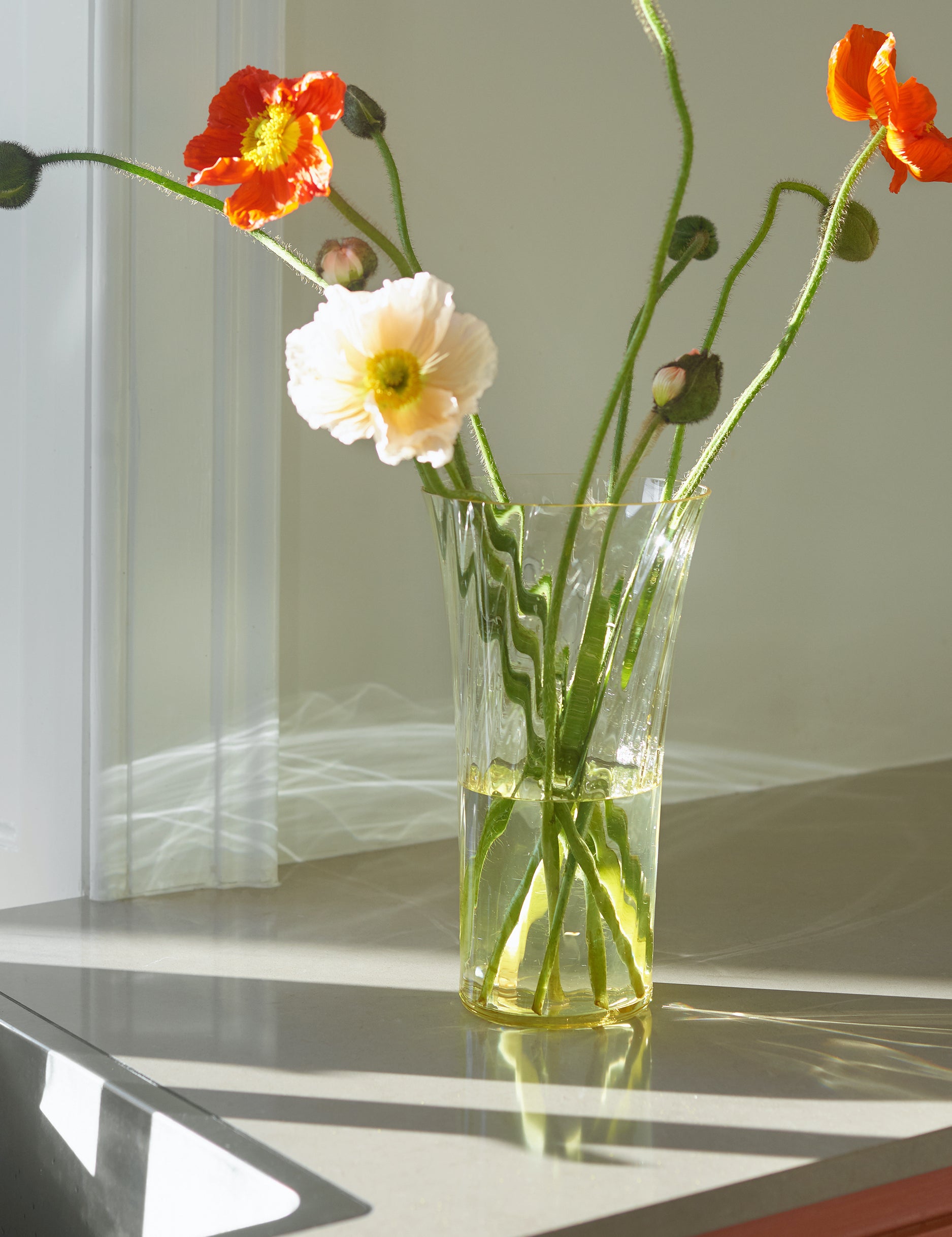 Stilleben Concave Vase - 28 cm⼁Swirl Vase Citrin