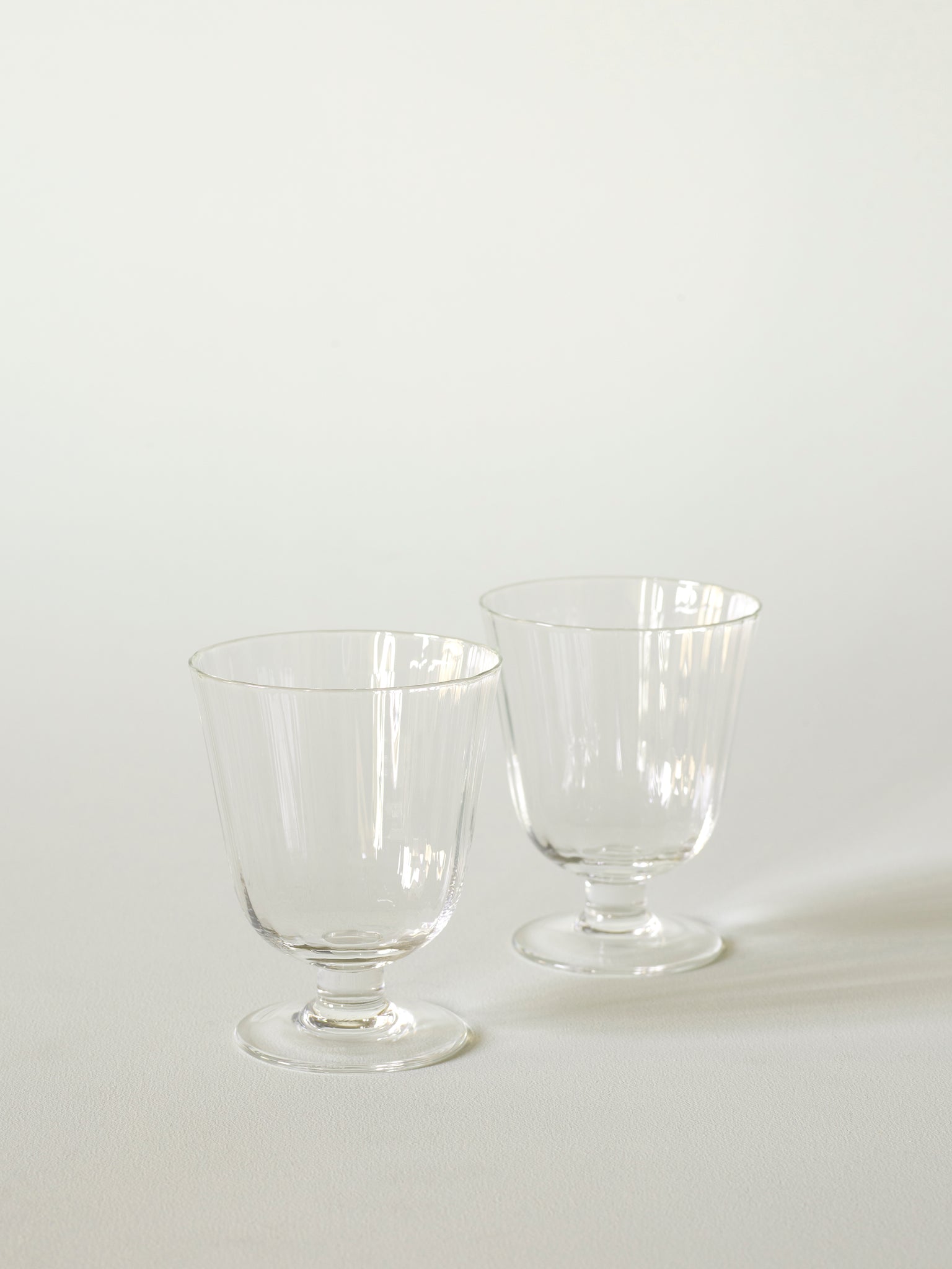 Stilleben Concave Wine Glass - Box of 2⼁Fan Glass Clear
