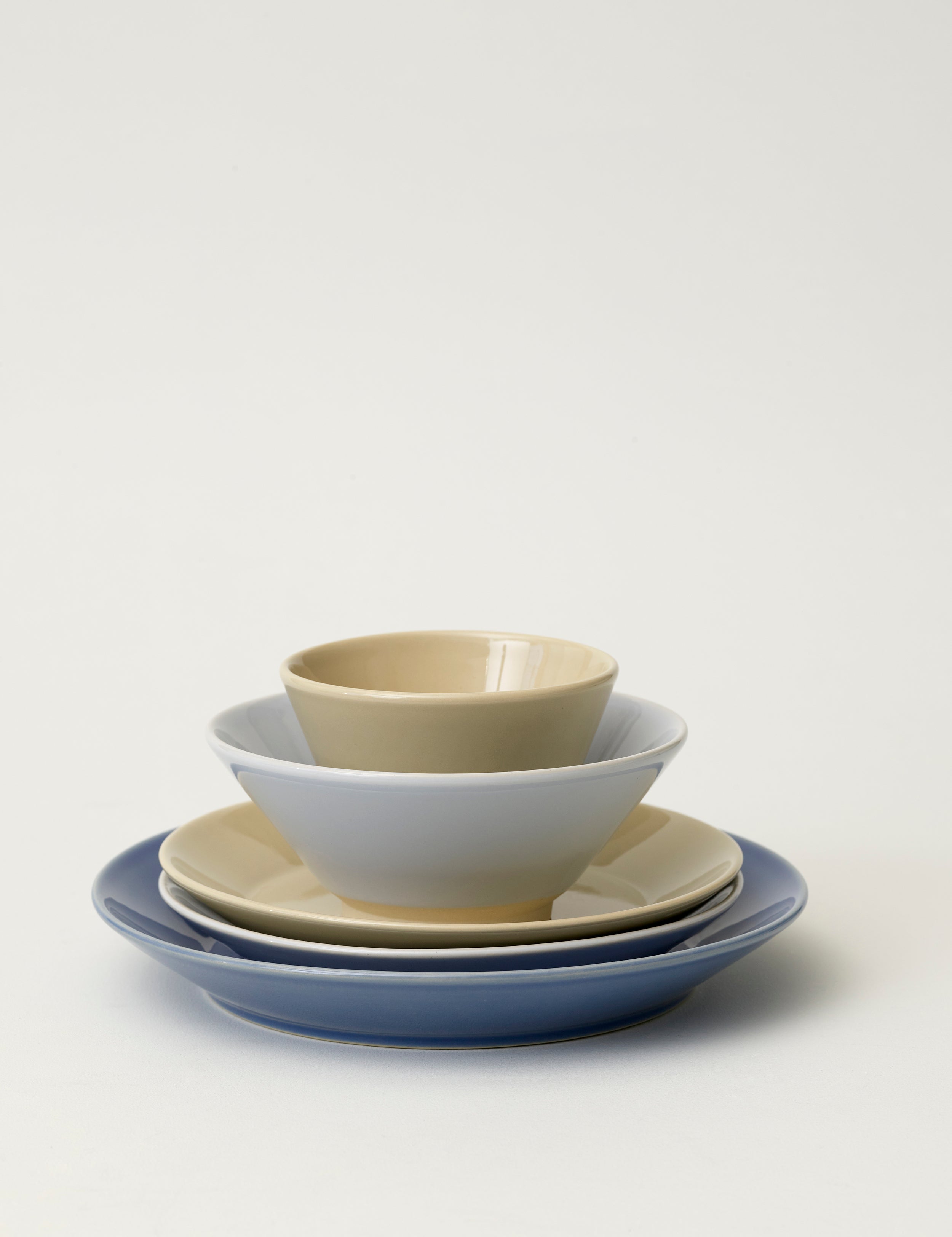 Stilleben Memphis Bowl - Ø17 Bowl Ice Blue