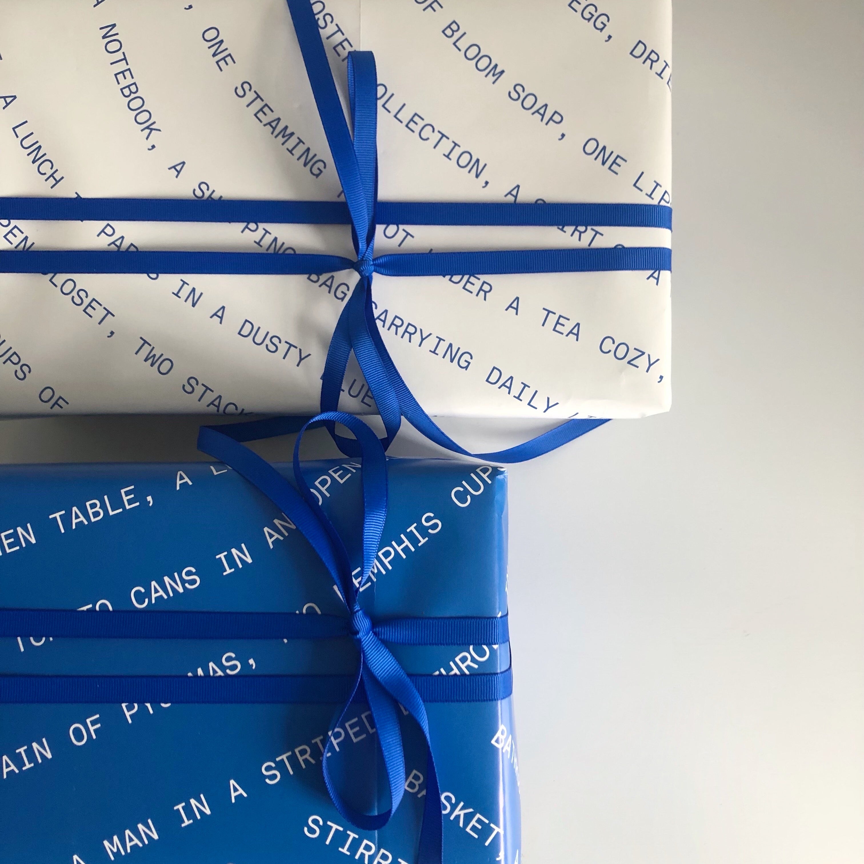 Stilleben Stilleben Gift Wrap Print