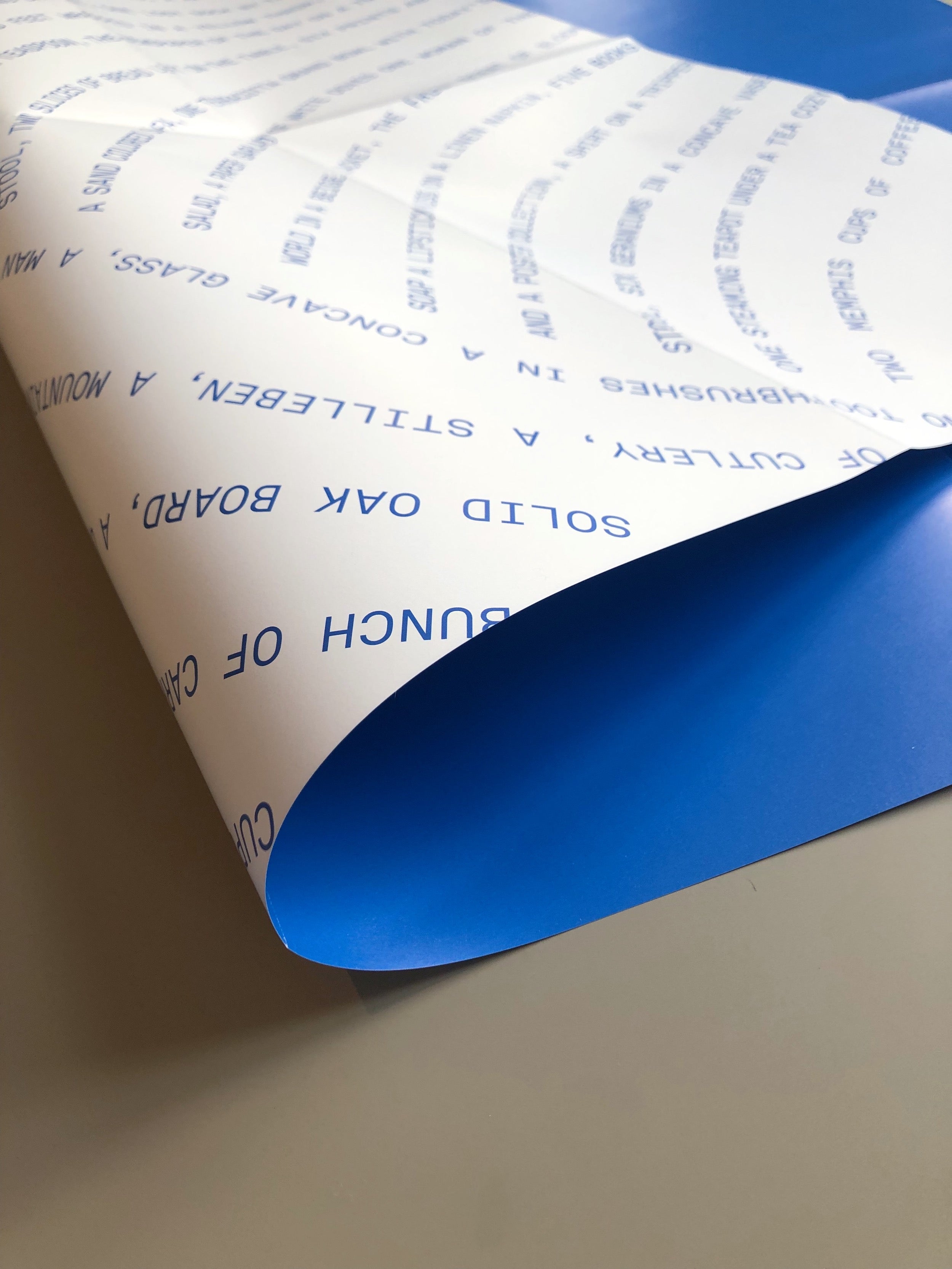 Stilleben Stilleben Gift Wrap Print Blue/Cream
