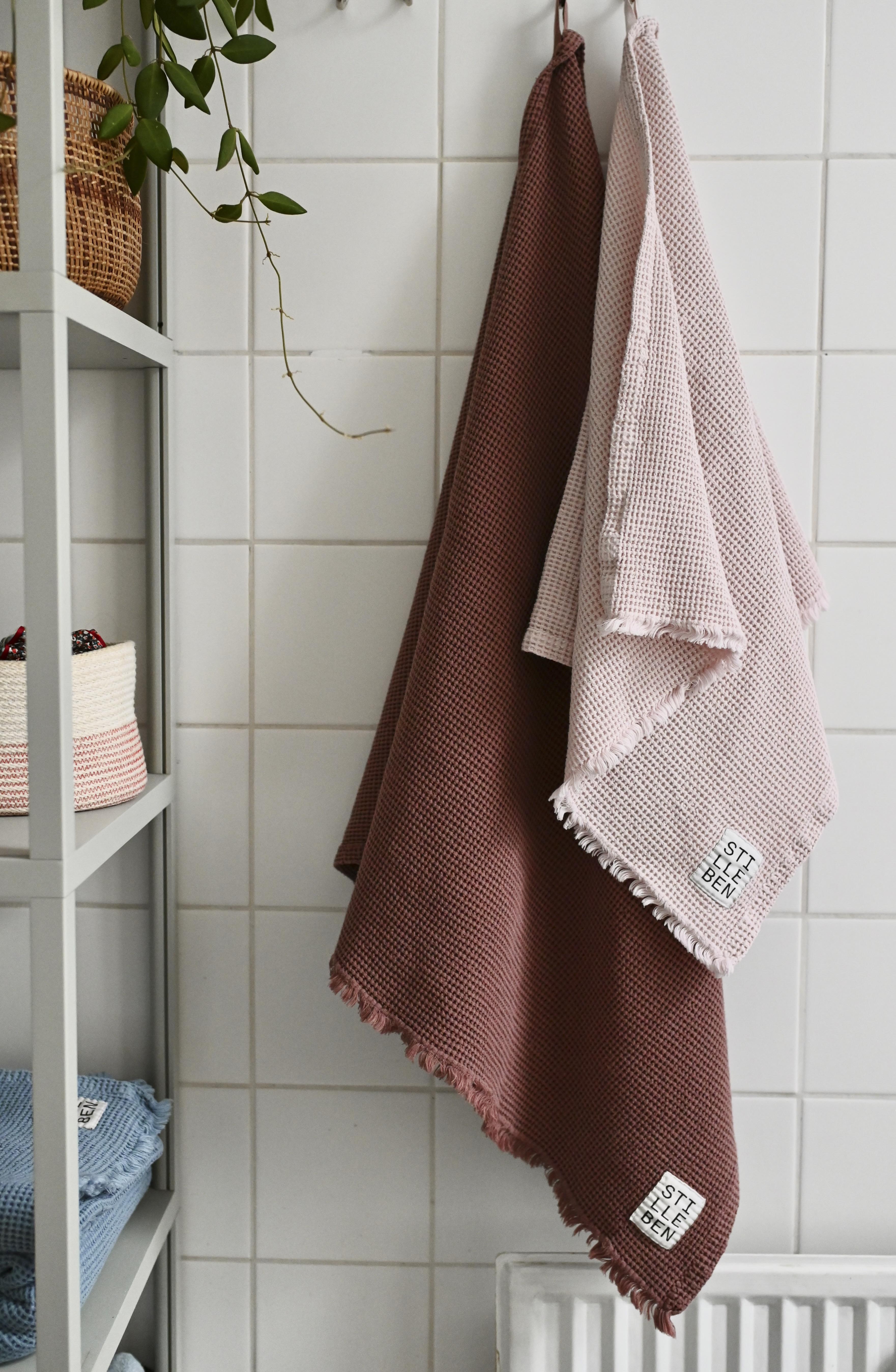 Stilleben Bath Towel Waffle - 80 x 160 cm Towel Chalk Pink