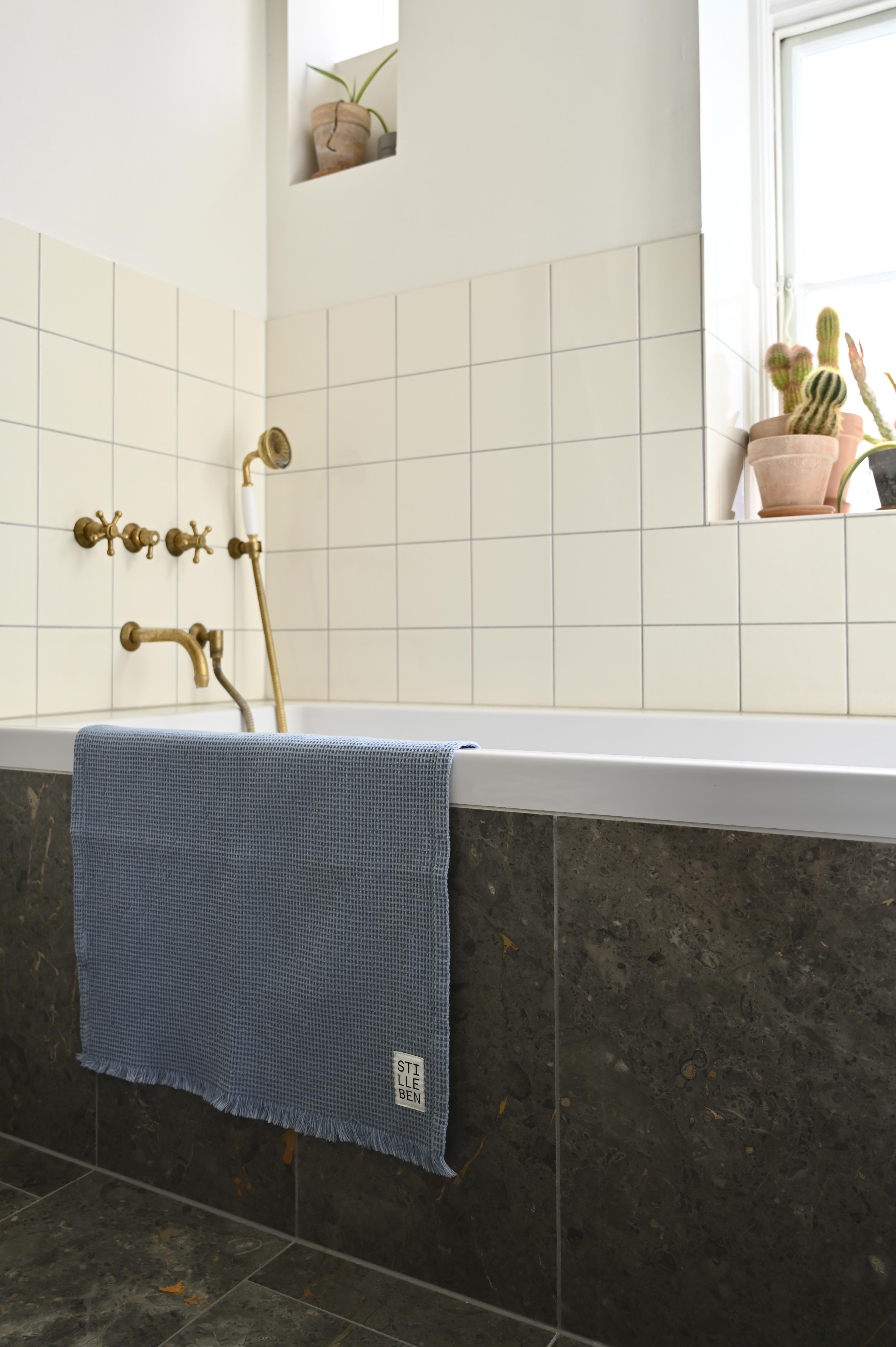 Stilleben Bath Towel Waffle - 80 x 160 cm Towel Indigo Blue
