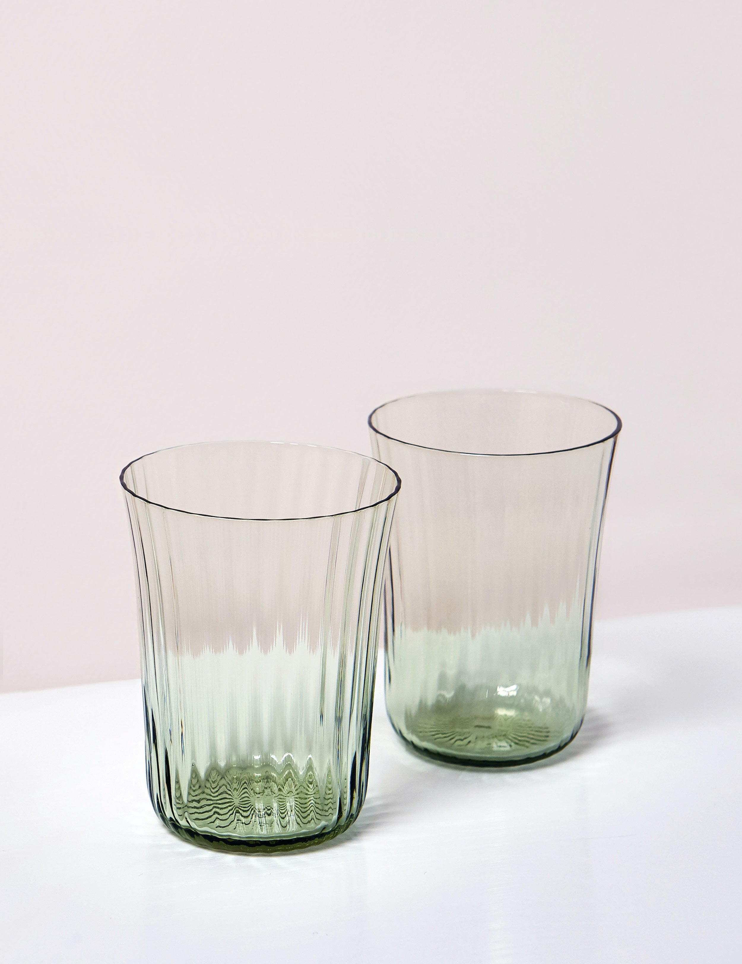 Stilleben Concave Glass - Box of 2⼁Fan Glass Moss Green