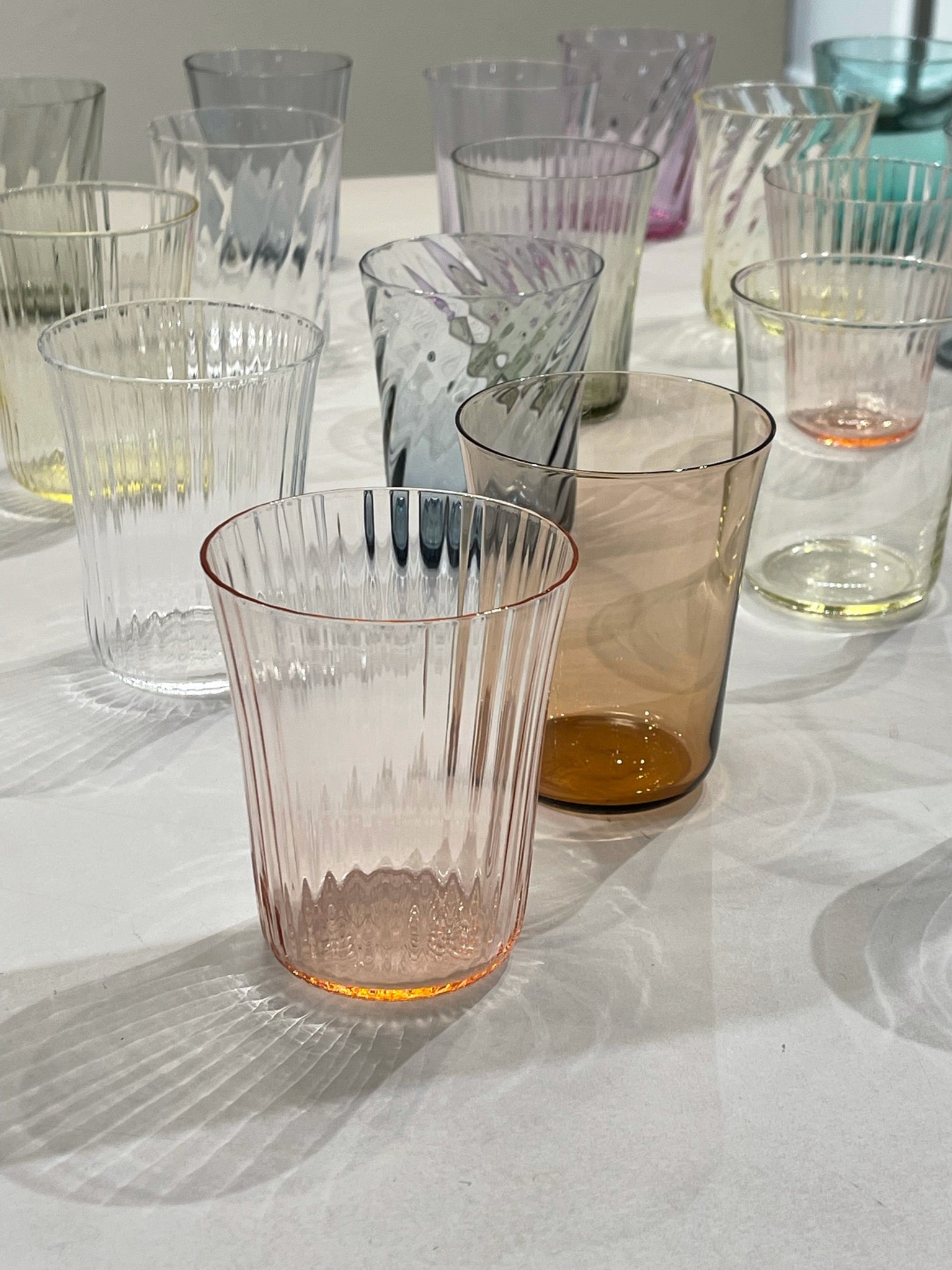 Stilleben Concave Glass - Box of 2⼁Fan Glass Sepia