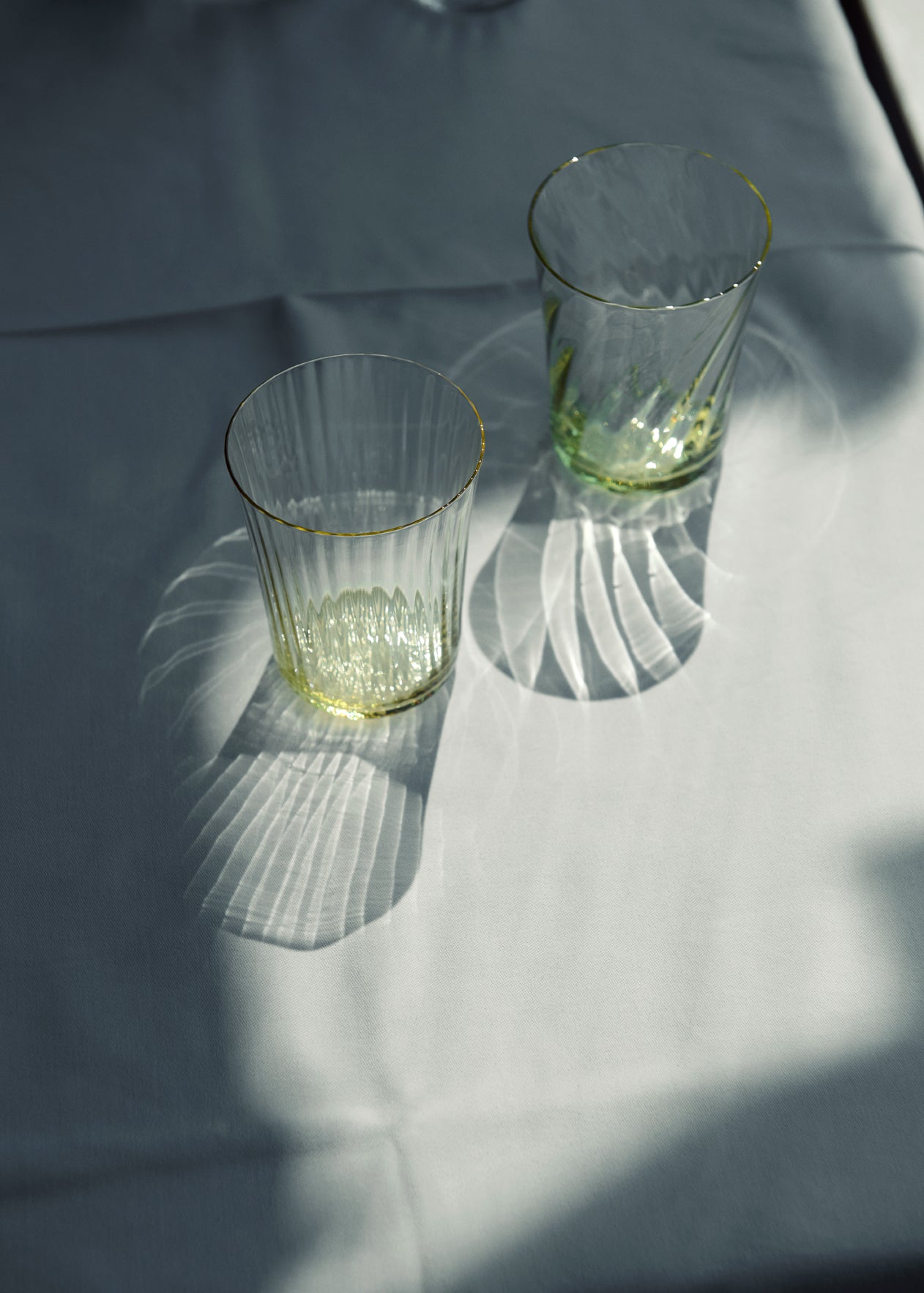 Stilleben Concave Glass - Box of 2⼁Swirl Glass Citrin