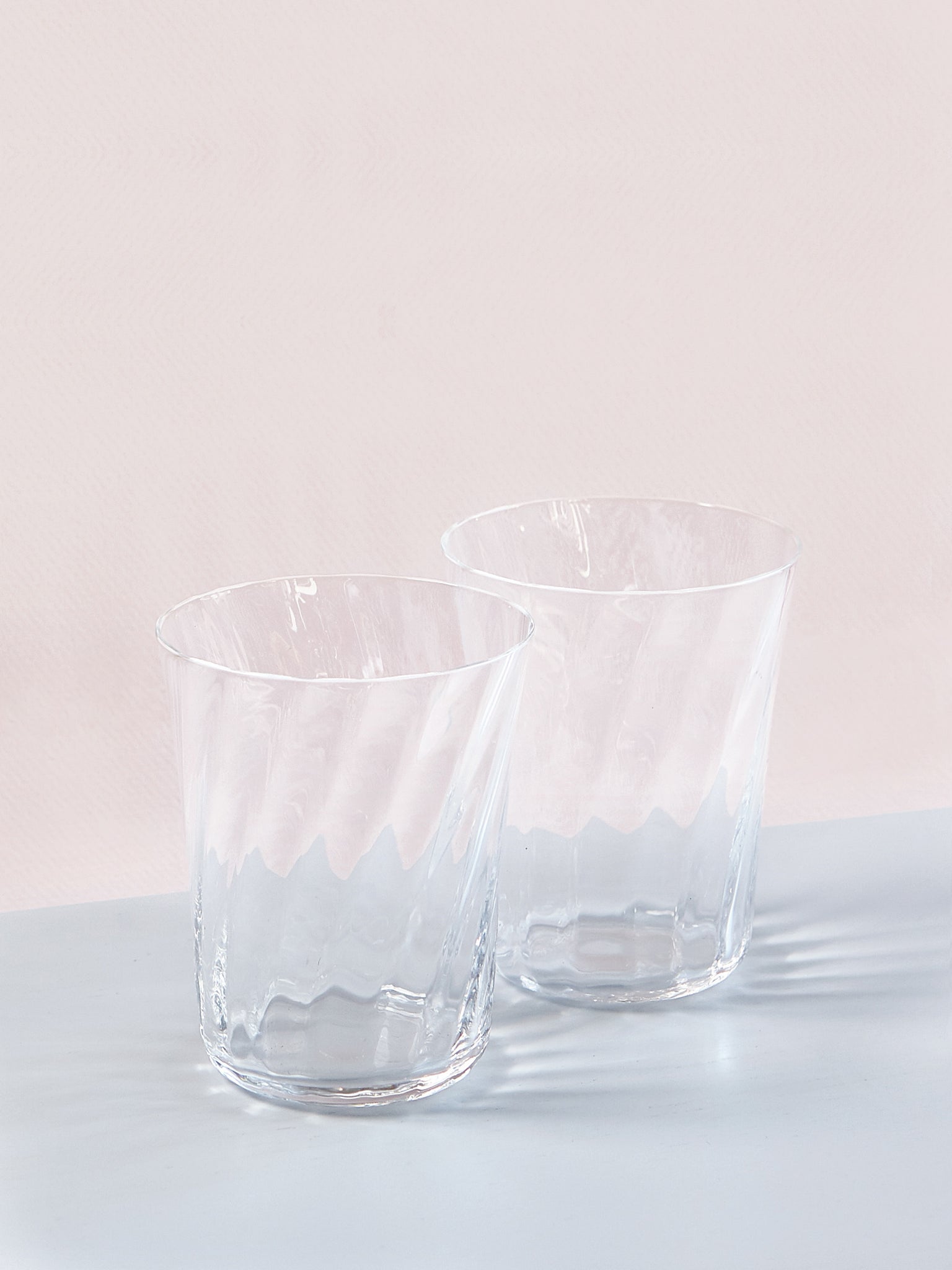 Stilleben Concave Glass - Box of 2⼁Swirl Glass Clear