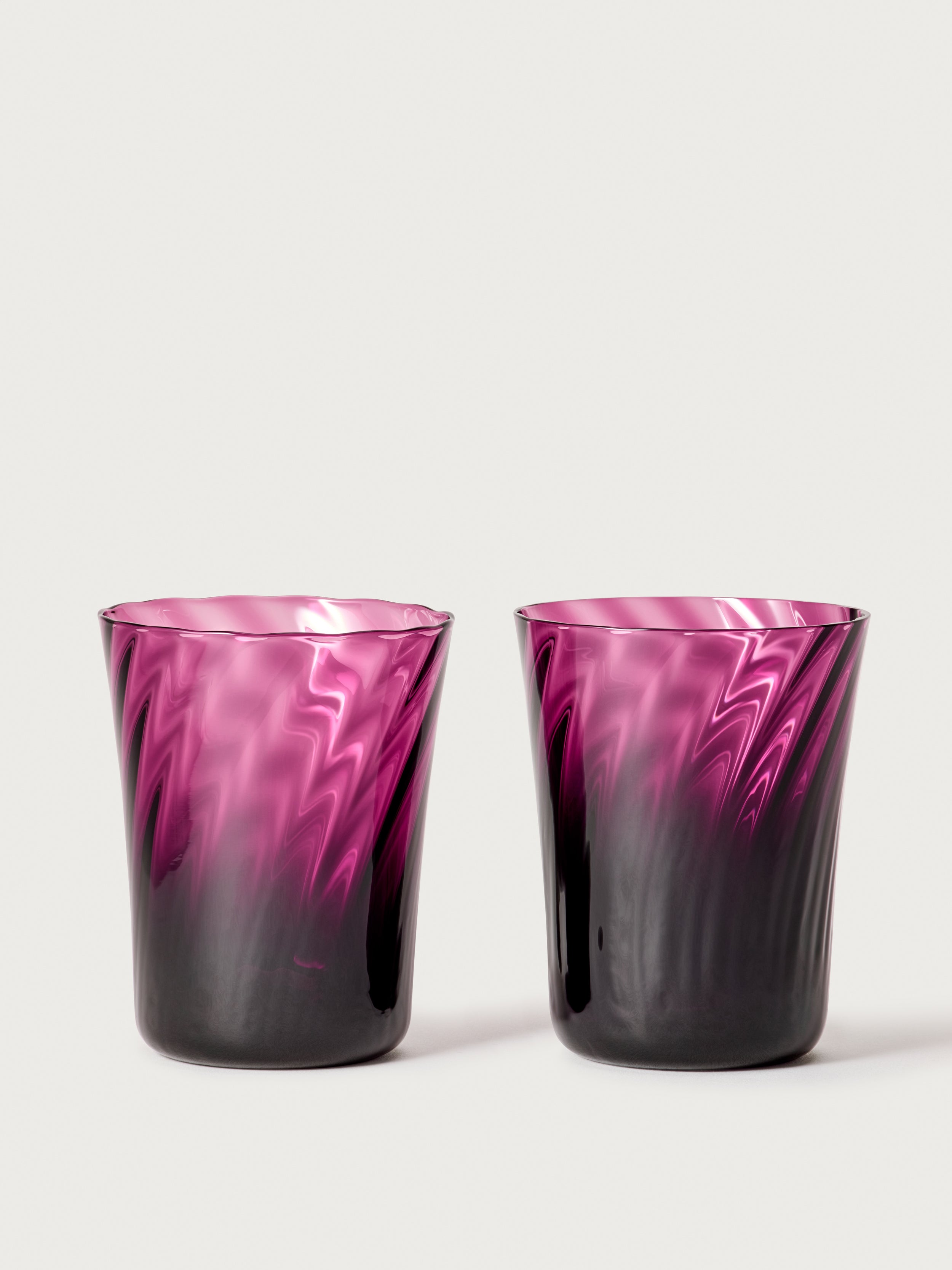 Stilleben Concave Glass - Box of 2⼁Swirl Glass Violet