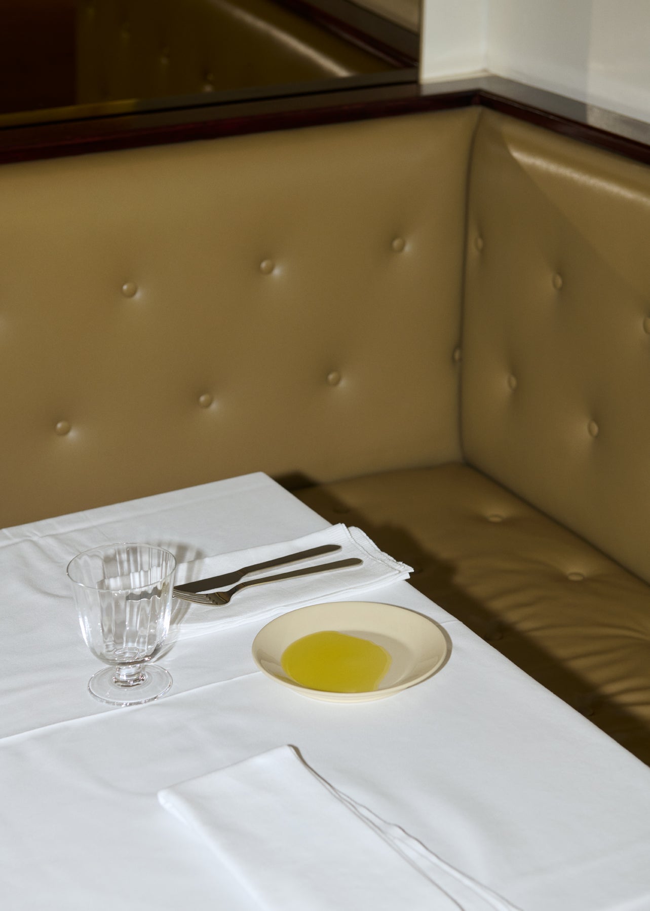 Stilleben Concave Wine Glass - Box of 2⼁Fan Glass Clear