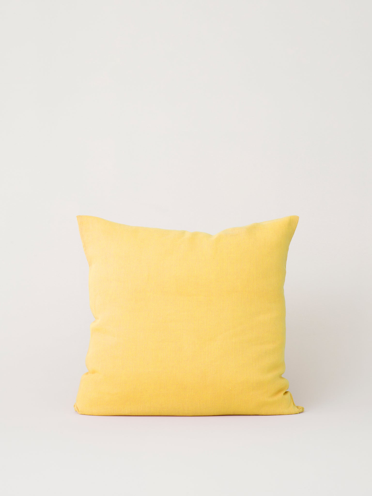 Stilleben Cushion Cover - 50 x 50 cm Cushion Cover Yellow