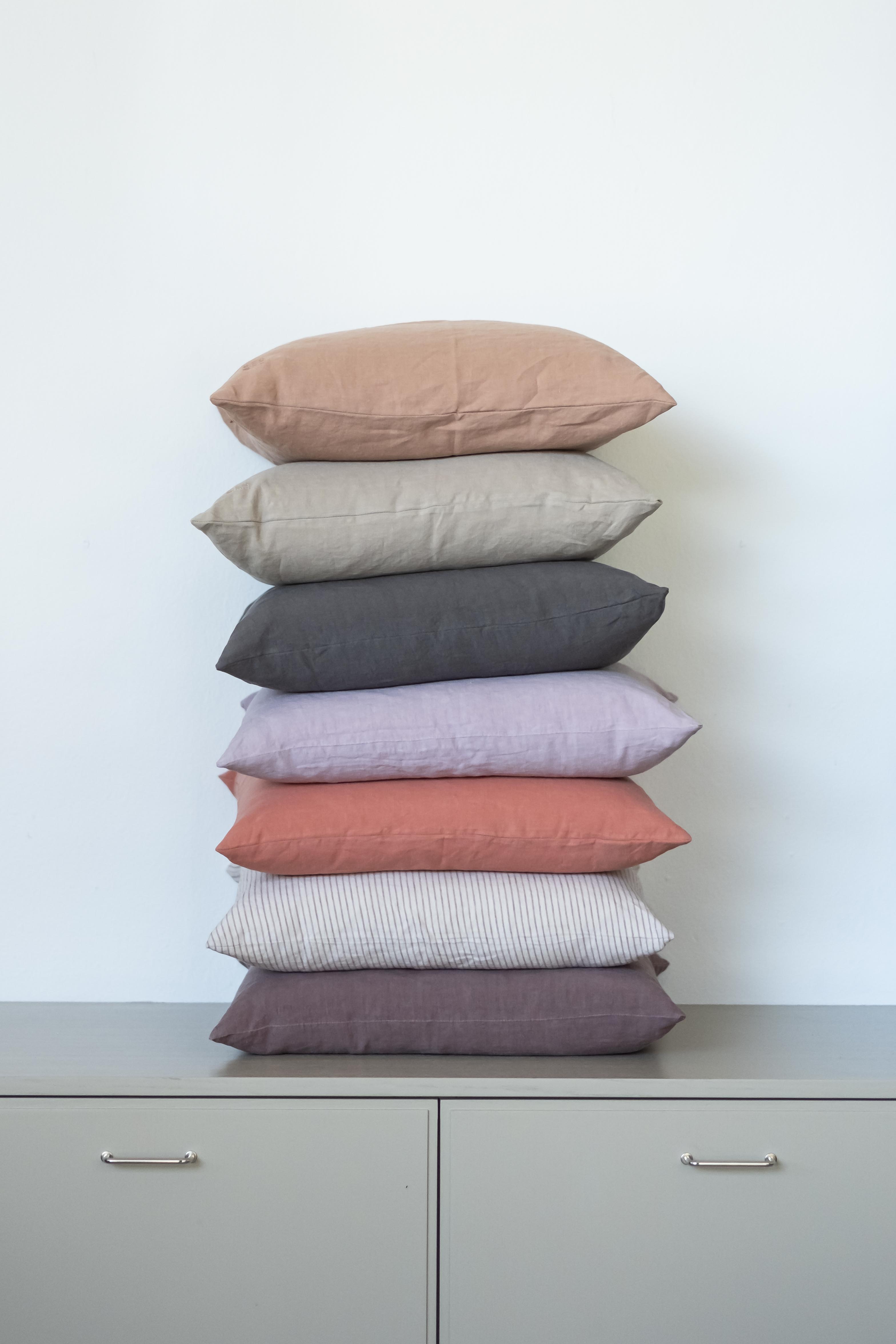 Stilleben Cushion Cover - 50 x 50 cm Cushion Cover Dark Brown