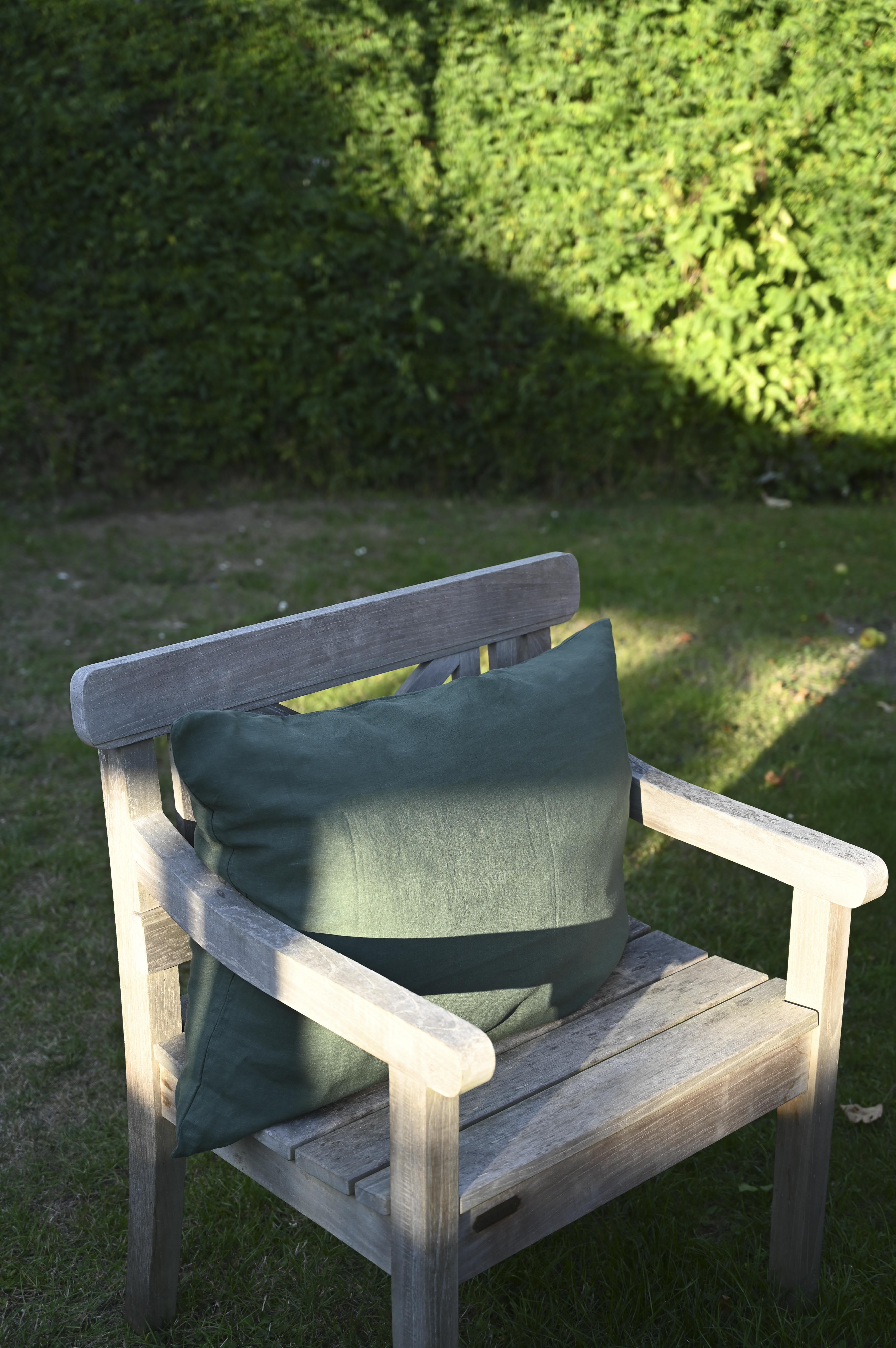 Stilleben Cushion Cover - 50 x 50 cm Cushion Cover Forrest Green
