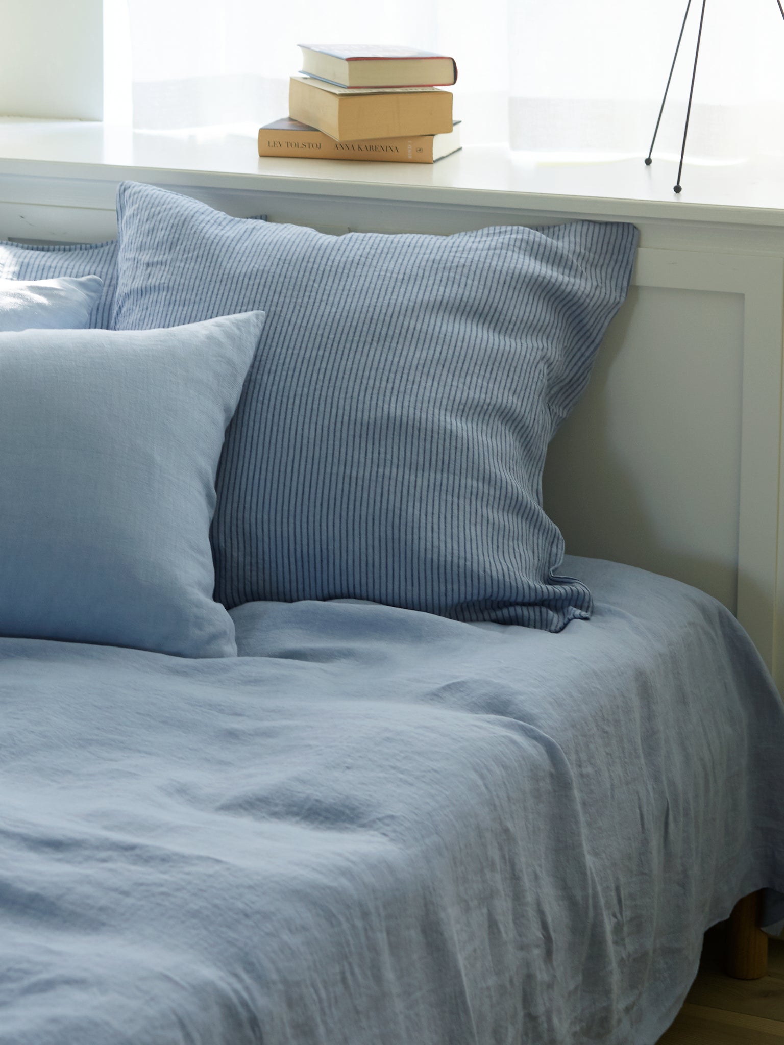 Stilleben Cushion Cover - 65 x 65 cm Cushion Cover Celestial Blue/Navy
