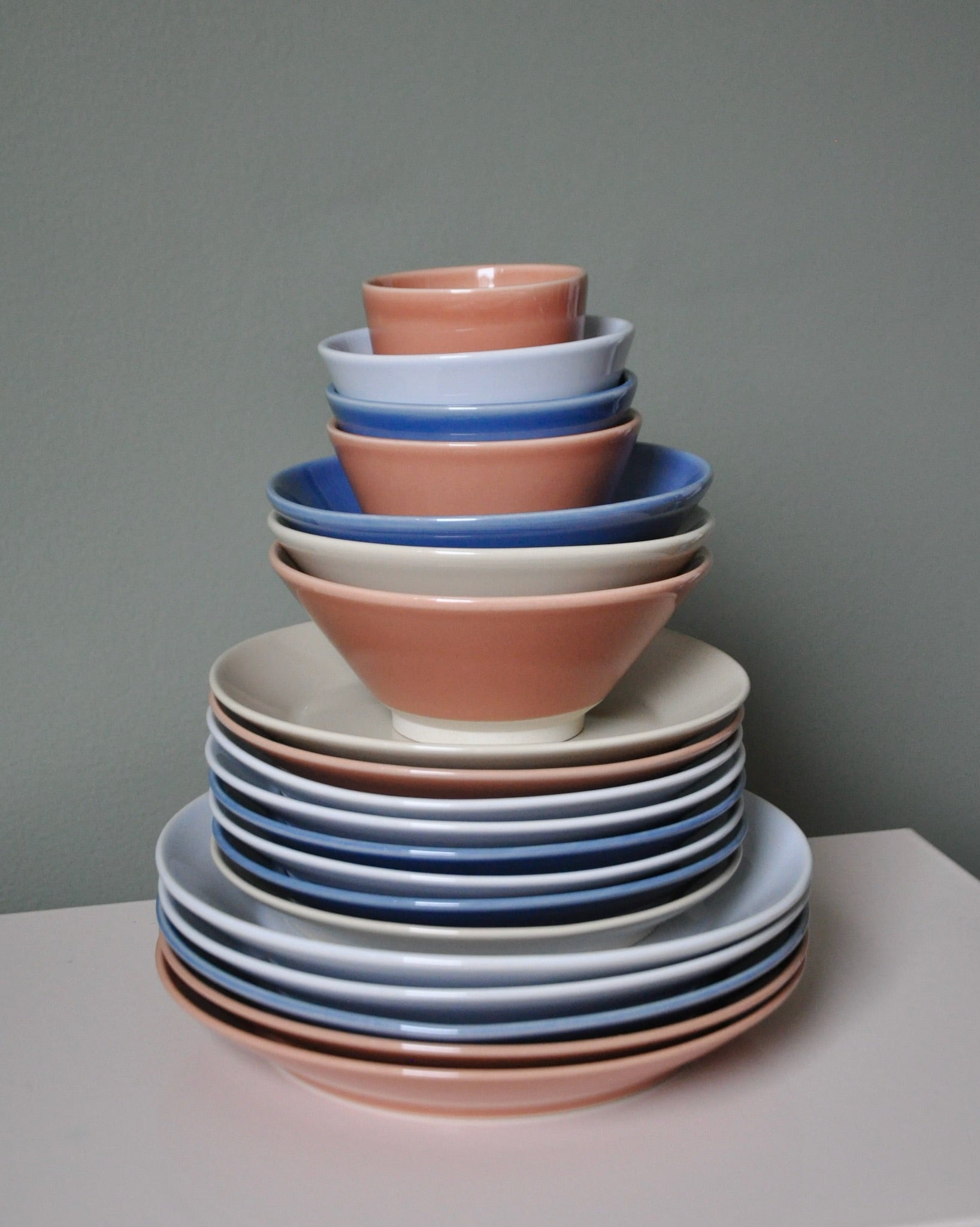 Stilleben Memphis Bowl - Ø17 Bowl Ice Blue