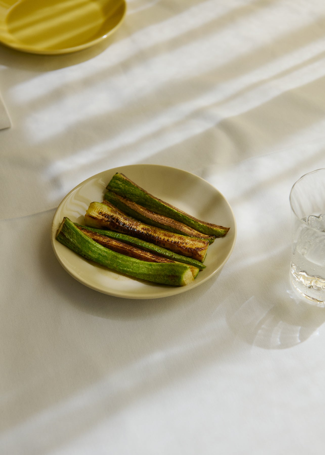 Stilleben Memphis Mini Plate Plate Sand